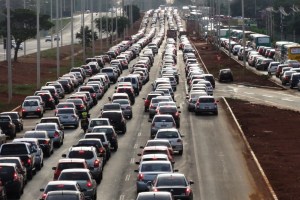 9_dsc08590_eptg_14fevereiro2011_eptg_carros_caos_congestinamento_selecao_edit2