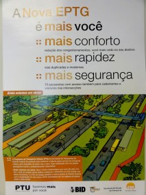 dsc01010_bsb_18novembro2011_der_df_cartaz_eptg_conforto_rapidez_seguranca_edit