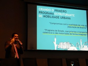 dscn1106_08-11-2016_apresentacao-semob_slide_programa-estruturante_edit2