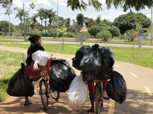 dsc07643_31janeiro2011_bicicletas_cicloviaparkway_saidaaguasclaras_ciclocatadoras_selecao_edit