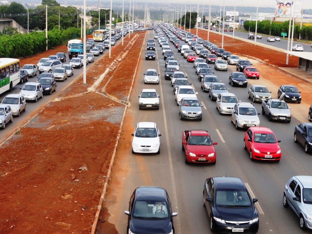 DSC08582_EPTG_14-02-2011_EPTG_Carros_Caos_congestinamento_SELECAO_edit